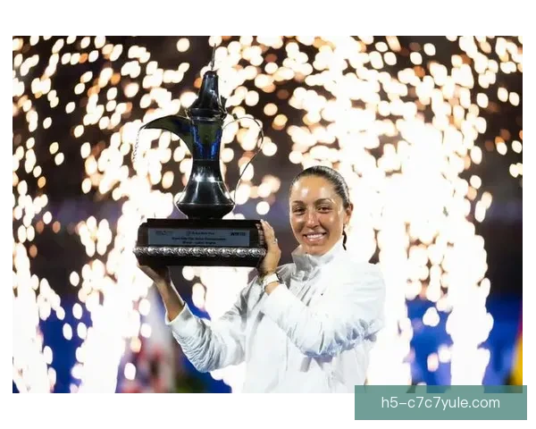 佩古拉直落两盘击败斯维托丽娜夺迪拜冠军